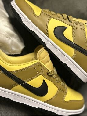 New Nike Low sneakers in the 'Dark Driftwood'